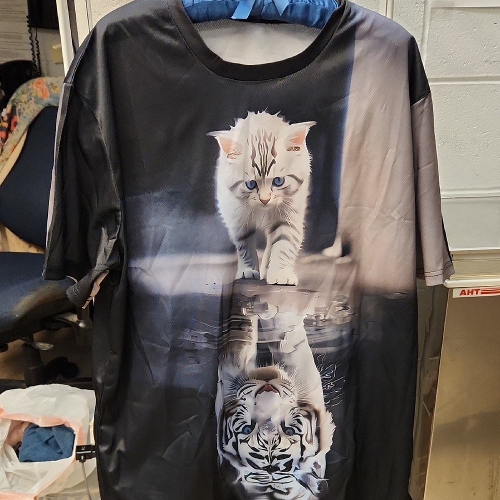 Black Persian Cat Clothing Tee